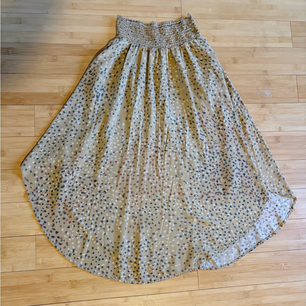 Elegant Polka Dot Midi Skirt